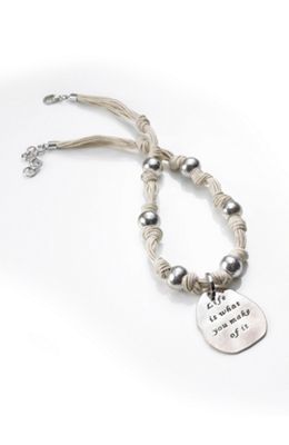 Halsband