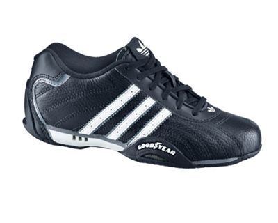 Adidas Urheilujalkineet